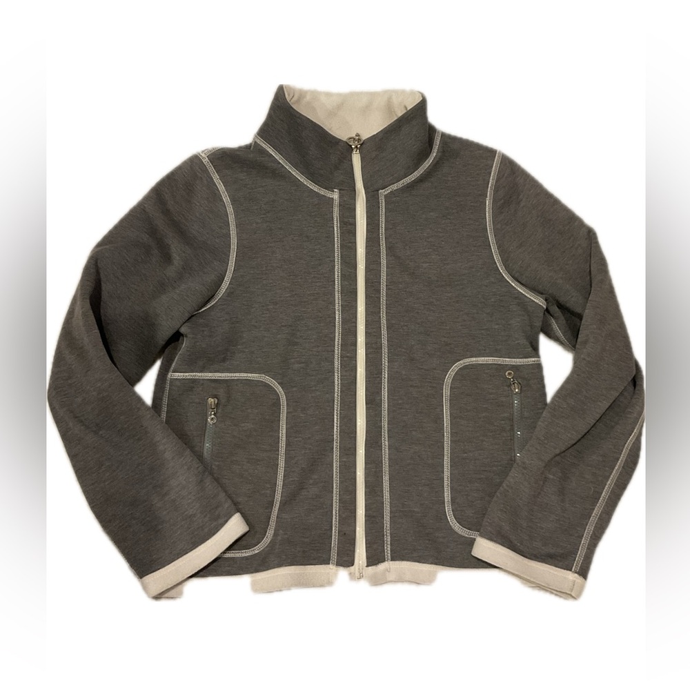 POINT ZERO Gray or Off White Reversible Jacket with pockets.